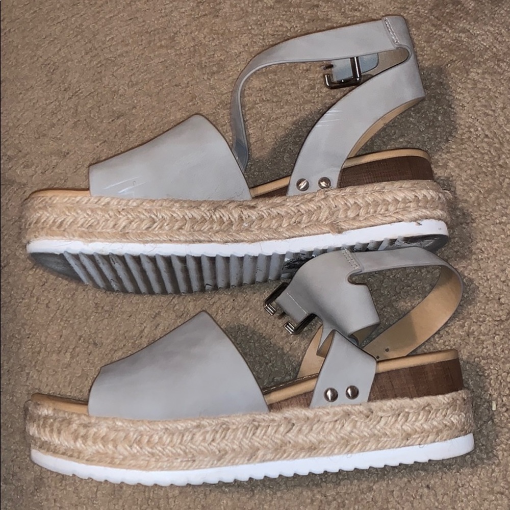 Great Condition!! Perfect for Summer!!